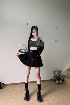 Trendy High-Waisted Dark A-Line Pleated Skirt for College, Slimming Versatile Style, Youthful Fashion Essential