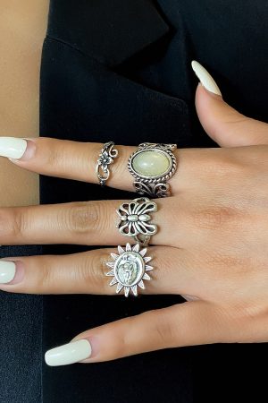 Trendy Hip-Hop Retro Egg Face and Butterfly Ring Set - European and American Jewelry Design for Unique Style