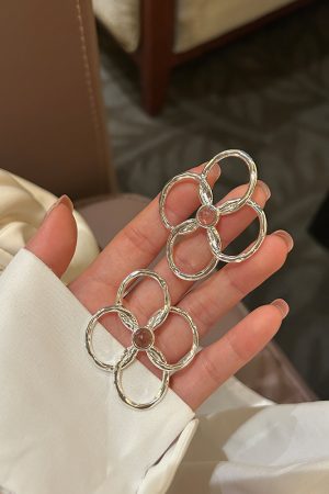 Trendy Hollow Petal Large Flower Earrings - High-End Natural Stone Design for Spring and Summer Vacation Style