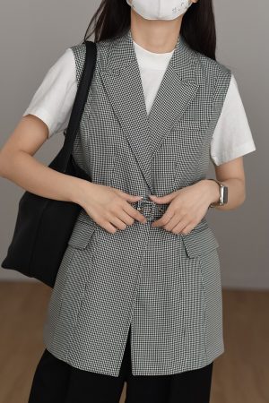 Trendy Houndstooth Tailored Sleeveless Vest with Cinched Waist - Classic Commuting Style for Chic Outfits