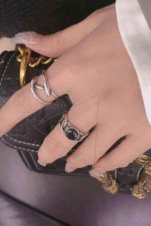 Trendy Korean and Japanese 925 Sterling Silver Open Ring for Women, Retro Black Agate Index Finger Ring with Luxe Appeal