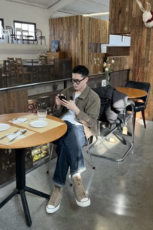 Trendy Korean Style Thin Corduroy Jacket for Men - Casual Spring and Autumn Outerwear in Stylish American Design