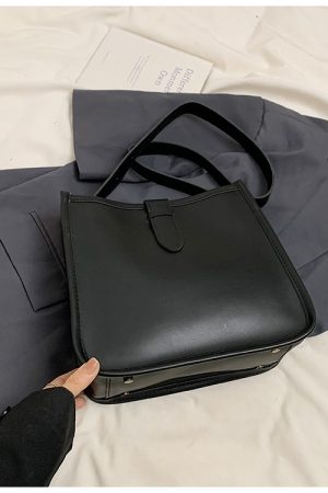 Trendy Large Capacity Crossbody Bag for Women, Stylish Minimalist Winter Commuter Handbag, 2025 Model