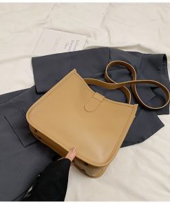 Trendy Large Capacity Crossbody Bag for Women, Stylish Minimalist Winter Commuter Handbag, 2025 Model