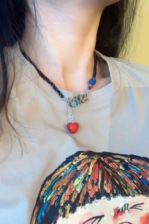 Trendy Letter Heart Black Crystal Necklace - Clavicle Chain Love Pendant for a Sweet Temperament - 2025 Original Design