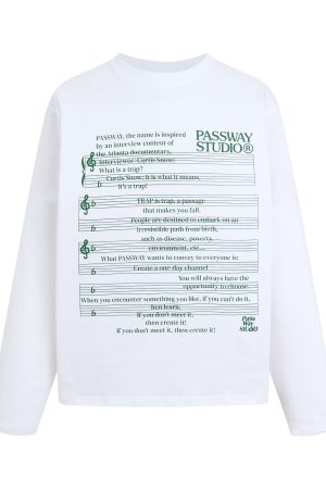 Trendy Long Sleeve T-Shirt with Loose Fit and Letter Print, Versatile American Style Top for Spring 2025 Fashion