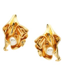 Trendy Long Vintage Pleated Pearl Flower Earrings for Women, Irregular Gold-Plated Studs, European American Style, Fashion Must-Have