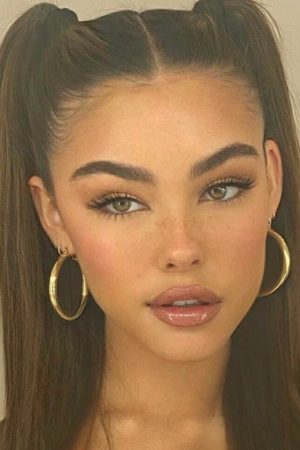 Trendy Metal Hoop Earrings for Women, Thick C-Shaped Hollow Open Design, Fashionable Hip Hop Style, Recommended by Bloggers