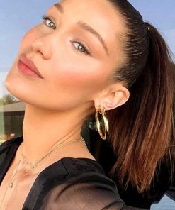 Trendy Metal Hoop Earrings for Women, Thick C-Shaped Hollow Open Design, Fashionable Hip Hop Style, Recommended by Bloggers