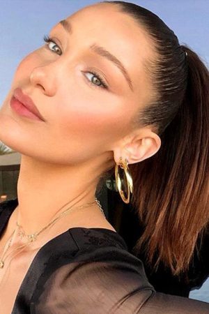 Trendy Metal Hoop Earrings for Women, Thick C-Shaped Hollow Open Design, Fashionable Hip Hop Style, Recommended by Bloggers