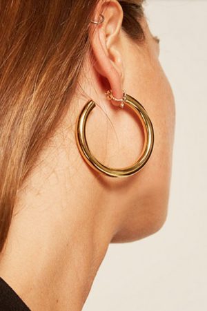 Trendy Metal Hoop Earrings for Women, Thick C-Shaped Hollow Open Design, Fashionable Hip Hop Style, Recommended by Bloggers