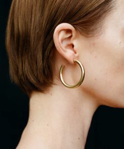 Trendy Metal Hoop Earrings for Women, Thick C-Shaped Hollow Open Design, Fashionable Hip Hop Style, Recommended by Bloggers