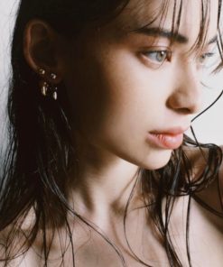 Trendy Minimalist C-Shaped Round Red Agate Bead Stud Earrings for a Chic European American Style Look