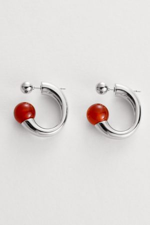 Trendy Minimalist C-Shaped Round Red Agate Bead Stud Earrings for a Chic European American Style Look