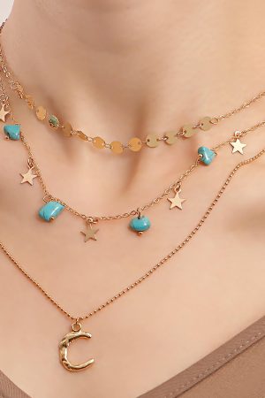 Trendy Multi-Layer Natural Turquoise Crescent Pendant Necklace for Women, European and American Style Hot Girl Accessories