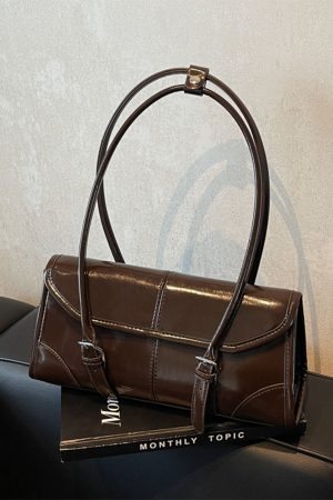 Trendy Oil Wax Leather Shoulder Bag - Retro Small Square Underarm Bag for Women, High-End Niche Fashion for Autumn 2025