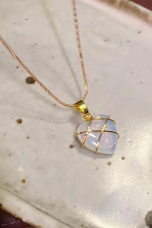 Trendy Opal Heart Necklace for Women - Barbie Princess Style Clavicle Chain Pendant 2025 Fashion Accessory