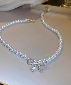 Trendy Pearl Bowknot Necklace for Women - Light Luxury Clavicle Chain, High-End Niche Design Accessory for 2025 Fashion