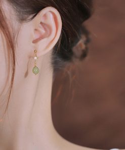 Trendy Pearl Ear Clip Earrings for Women, No Piercing Required, 2025 Ancient Style High-End Niche Design Ear Studs