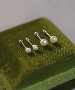 Trendy Pearl Stud Earrings 2025 - Elegant Ear Cuff Design for Women, Chic and High-End Fashion Accessory