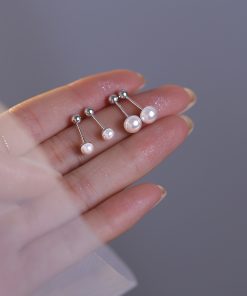 Trendy Pearl Stud Earrings 2025 - Elegant Ear Cuff Design for Women, Chic and High-End Fashion Accessory