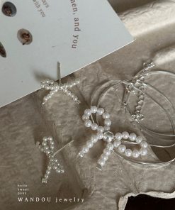 Trendy Pearl Stud Earrings for Women - Lightweight Luxury High-End Ear Accessories, Elegant and Sophisticated Jewelry 2025