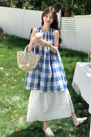 Trendy Plaid Vest Dress Two-Piece Set for May Day Travel, Unique Fashion Outfit, Y2K Style