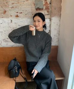 Trendy Pumpkin Cable-Knit Pullover Sweater for Women - Vintage-Inspired Round Neck Short Top with High-End Feel