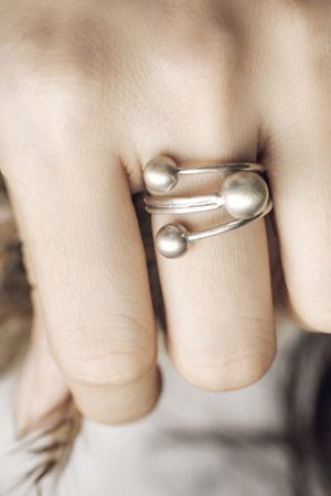 Trendy Retro 925 Silver Ring for Women - Simple Versatile Index Finger Accessory, Personalized Design for Everyday Wear