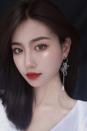 Trendy Retro Dark Style Flowing Rabbit S925 Silver Needle Earrings - Cool Minimalist Personality Jewelry