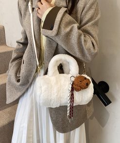 Trendy Retro Plush Handbag for Women - Fluffy Shoulder Crossbody Bucket Tote Bag for Spring/Summer 2025 Fashion