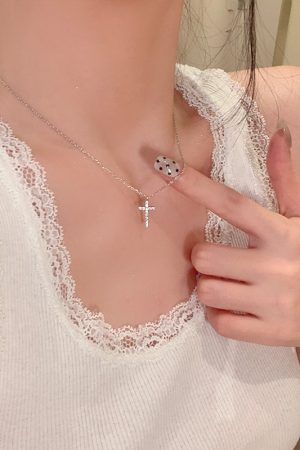 Trendy Shining Cross Necklace for Women - Lightweight Luxury Clavicle Chain for Autumn & Winter Sweater Fashion 2025
