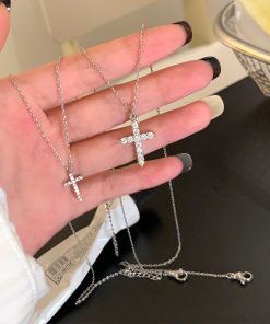 Trendy Shining Cross Necklace for Women - Lightweight Luxury Clavicle Chain for Autumn & Winter Sweater Fashion 2025
