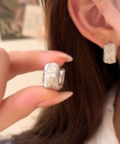 Trendy Silver Atmosphere Earrings â€“ Versatile Fashion Jewelry for All Seasons, Stylish Design for Modern Women