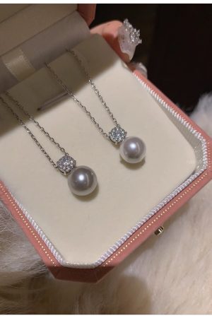 Trendy Silver Diamond-Inlaid Pearl Necklace for Women, Light Luxury Clavicle Chain Pendant, 2025 High-End Accessory