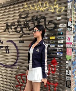 Trendy Slim-Fit Short Cardigan Jacket for Women - Spring Autumn Fashion Top for Stylish Looks