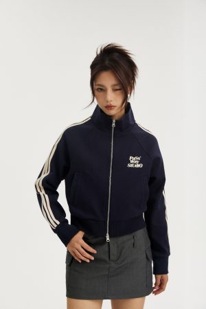 Trendy Slim-Fit Short Cardigan Jacket for Women - Spring Autumn Fashion Top for Stylish Looks