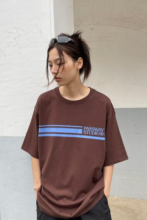 Trendy Striped Short Sleeve Round Neck Casual Couple T-Shirt for Summer - Fashionable Printed Design