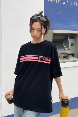 Trendy Striped Short Sleeve Round Neck Casual Couple T-Shirt for Summer - Fashionable Printed Design