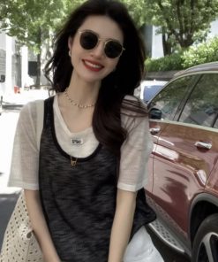 Trendy Summer 2025 Women's Two-Piece Short Sleeve Knitted Top - Stylish Knit Set for Warm Weather Outfits