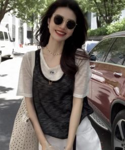 Trendy Summer 2025 Women's Two-Piece Short Sleeve Knitted Top - Stylish Knit Set for Warm Weather Outfits