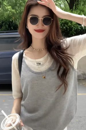 Trendy Summer 2025 Women's Two-Piece Short Sleeve Knitted Top - Stylish Knit Set for Warm Weather Outfits