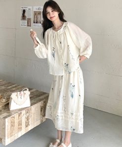 Trendy Summer Chinese Style Outfit Set - Age-Reducing Top and Skirt Ensemble for Perfect May Day OOTD