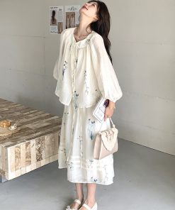 Trendy Summer Chinese Style Outfit Set - Age-Reducing Top and Skirt Ensemble for Perfect May Day OOTD