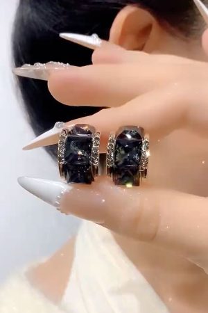 Trendy Ultra-Shiny Black Zircon Earrings for Women - Lightweight Luxury Design for Autumn and Winter Fashion