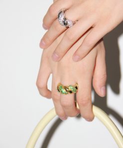 Trendy Unisex Twisted Intertwined Ring with Gold and Silver Diamond-Inlaid Design – High-End Fashion Jewelry