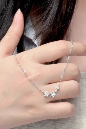 Trendy Wishing Star Necklace for Women - Exquisite Light Luxury Collarbone Chain, 2025 High-End Niche Design