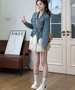 Trendy Women's Korean Style Two-Piece Set: Denim Jacket & Cake Skirt for Early Spring Fashion 2025