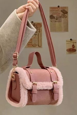 Trendy Women's Lamb Wool Plush Crossbody Bag for Autumn/Winter 2025 - Versatile Ins Style Handbag