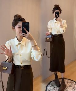 Trendy Women's Long Sleeve Shirt 2025 Autumn Top, Stylish Casual Fashion for Everyday Wear